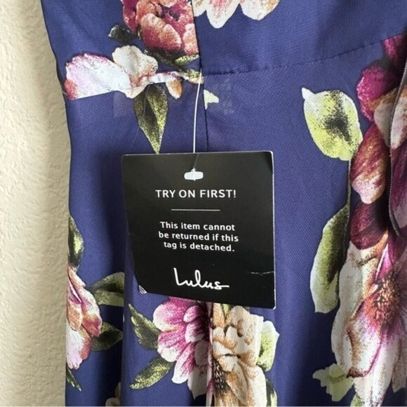 Lulus Always There For Me Navy Blue Floral Print Wrap Maxi Dress Size XS - Picture 7 of 11